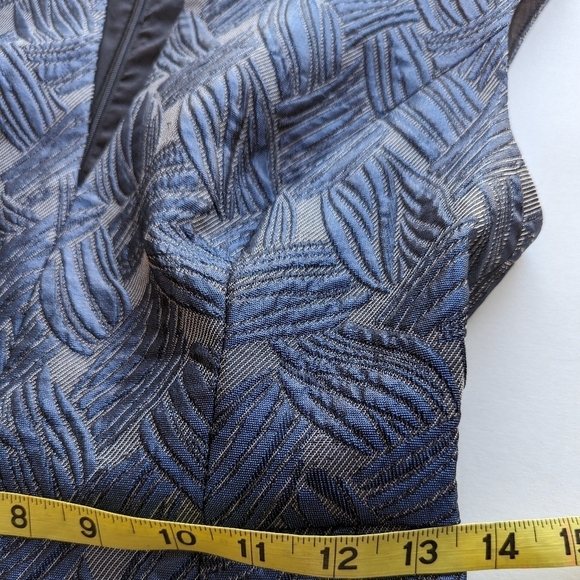 Halston Gray Blue Metallic Tailored Sleeveless Fit Flare Mini Dress V Neck- sz 0 - Picture 9 of 10